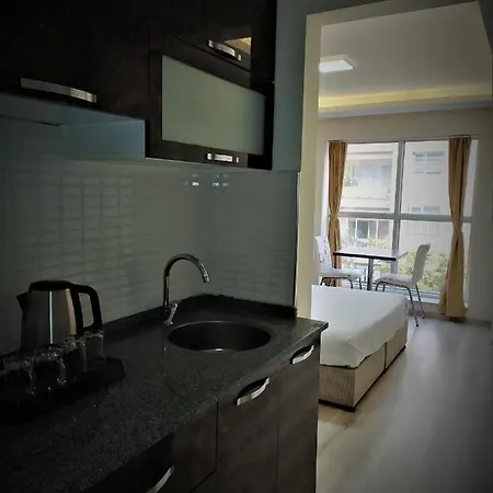 Aparthotel Kent *